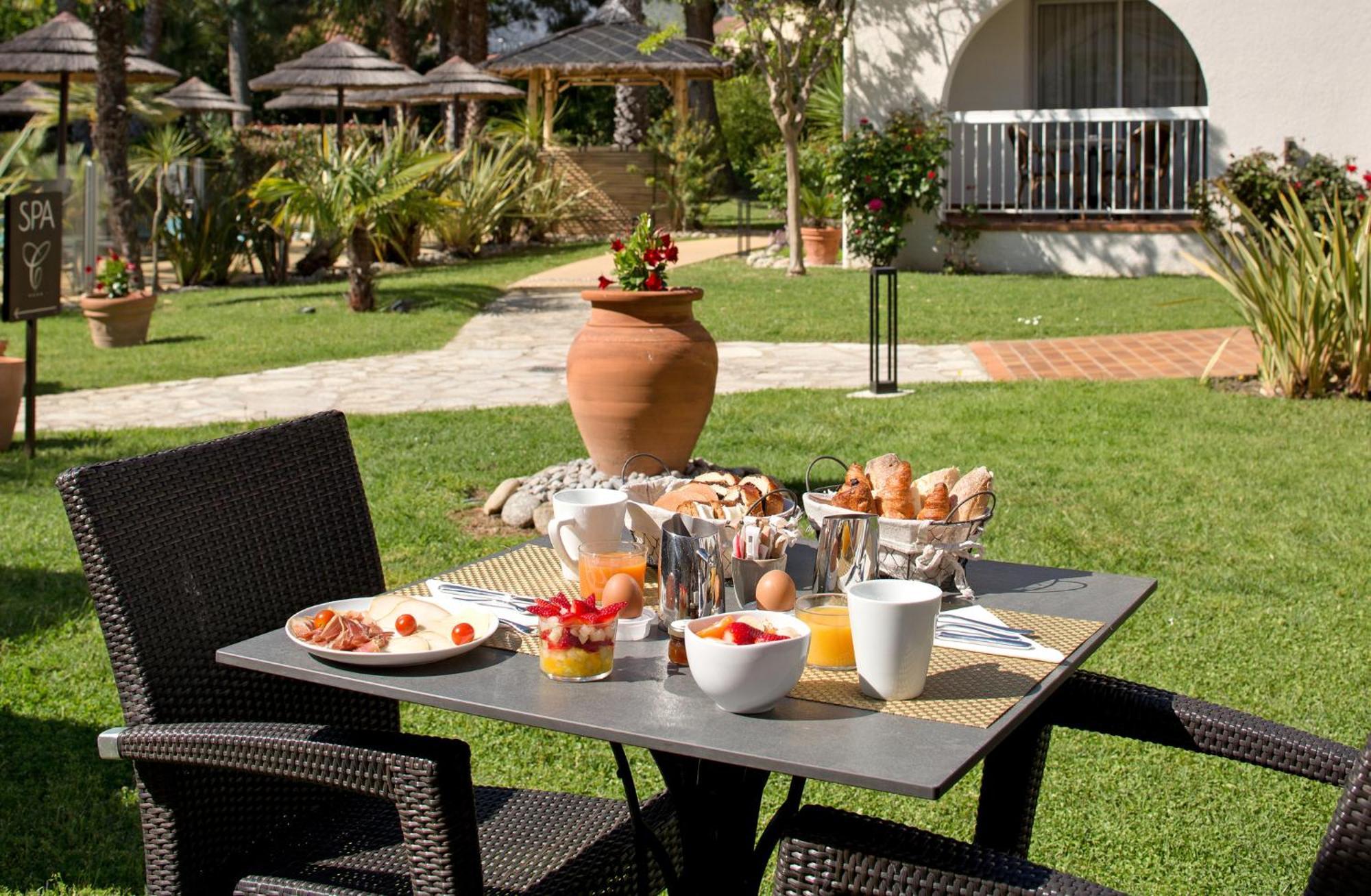 Le Cottage - Hotel & Spa Argeles-sur-Mer Exterior photo